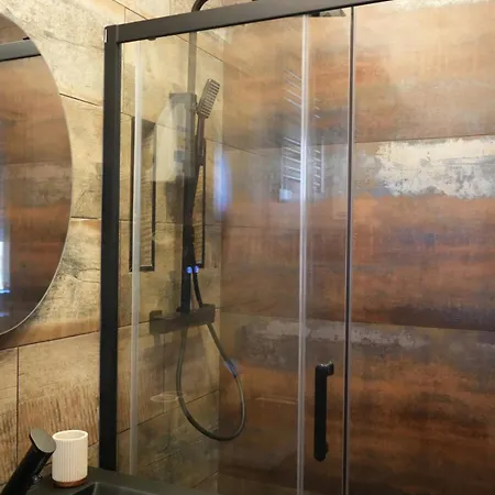 13 Immersive With Balneotherapy Apartment